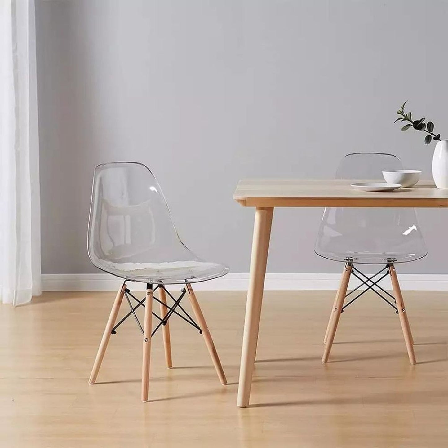 Silla Eames acrilico transparente