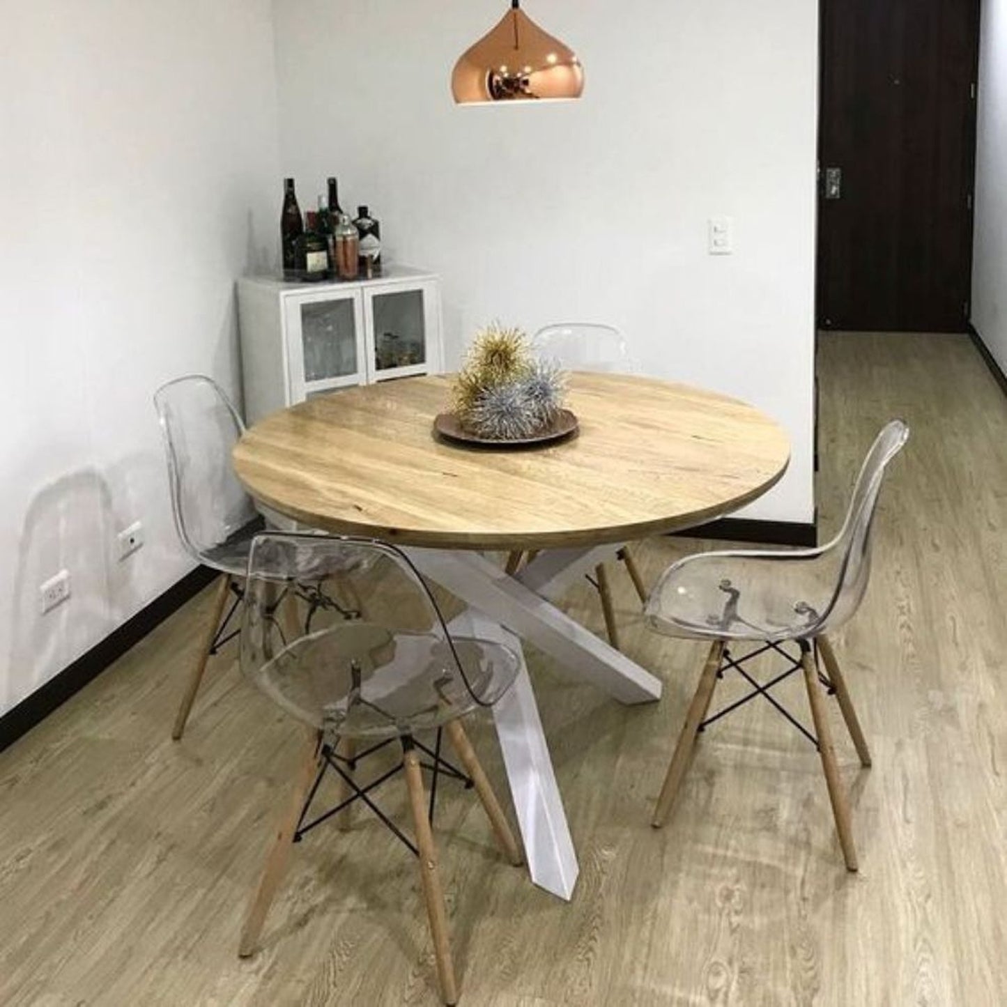 Silla Eames acrilico transparente
