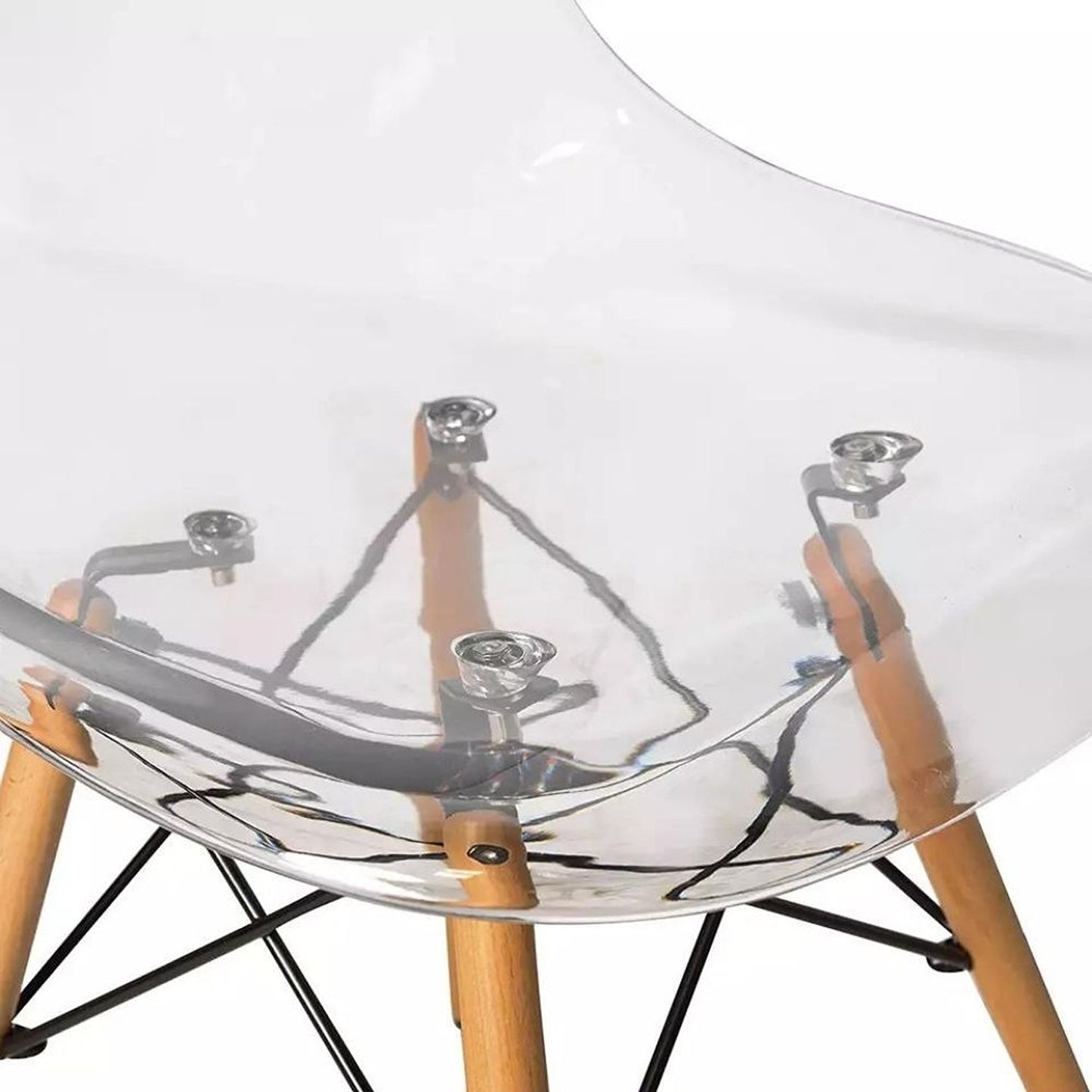 Silla Eames acrilico transparente