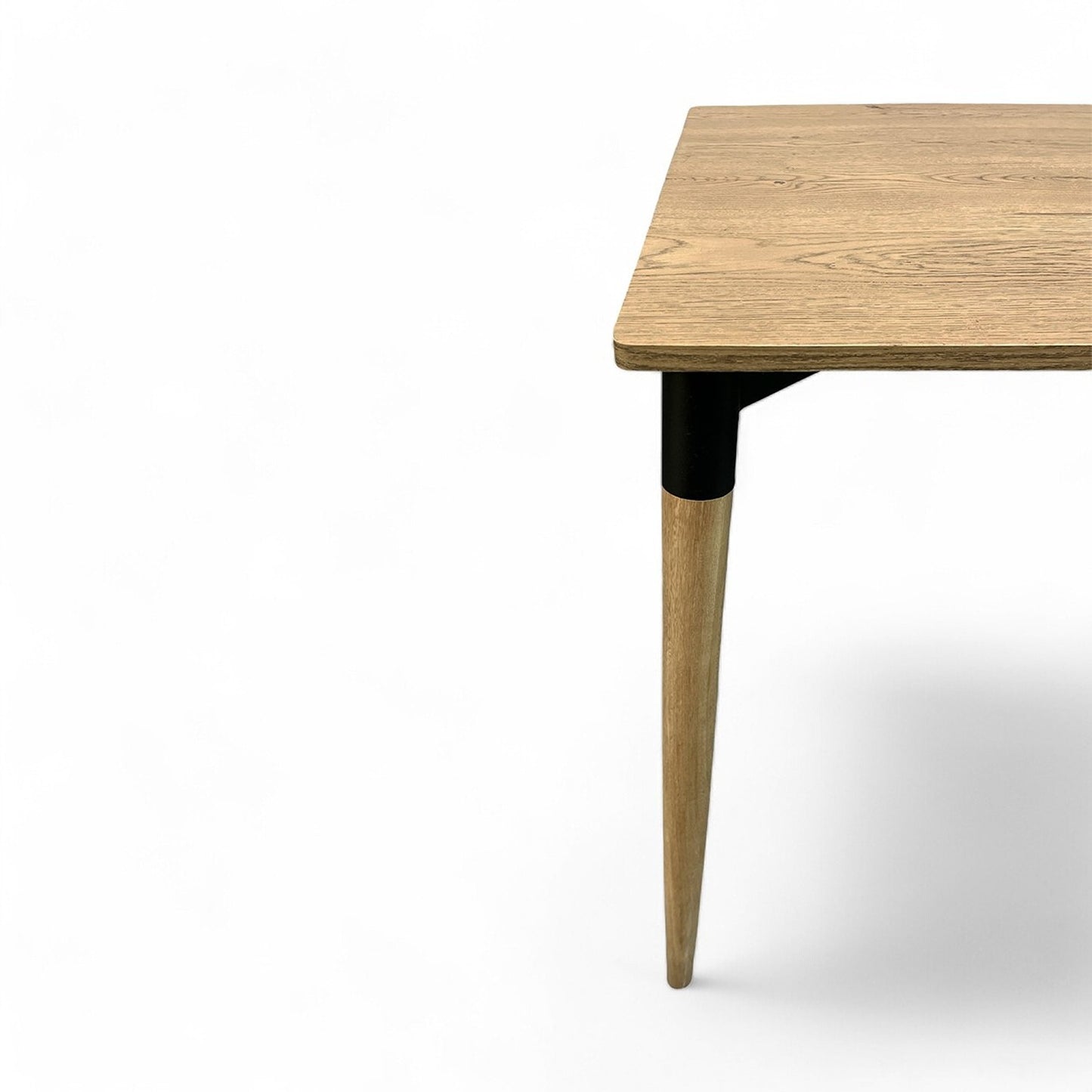Mesa de Comedor Basic cuadrado madera