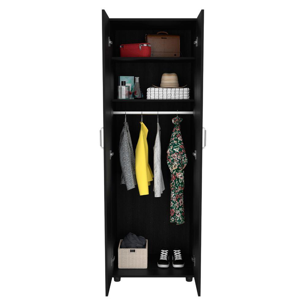 Closet Feroni Wengue