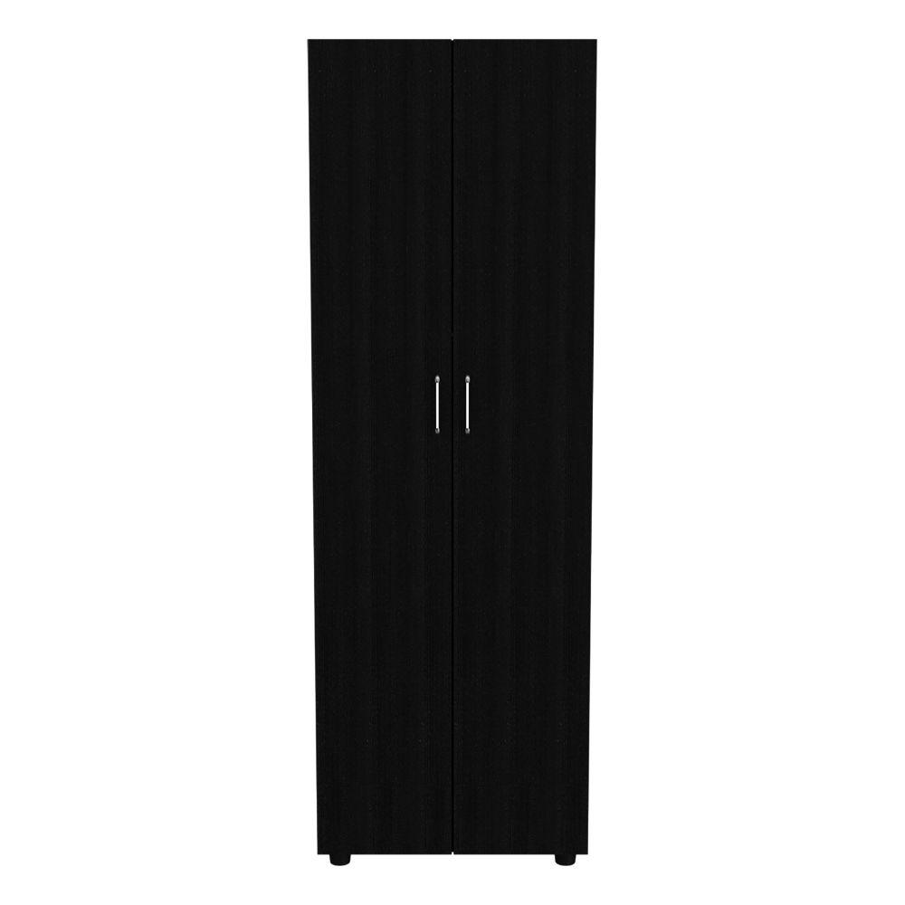 Closet Feroni Wengue