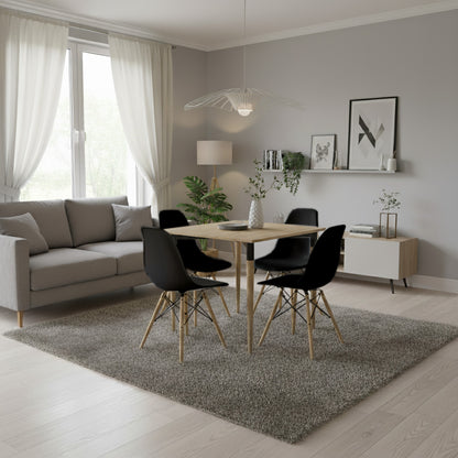 Juego de Comedor basic Madera con 4 Sillas Eames negras