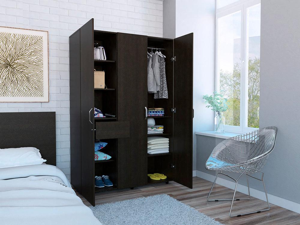 Closet Pudin Wengue