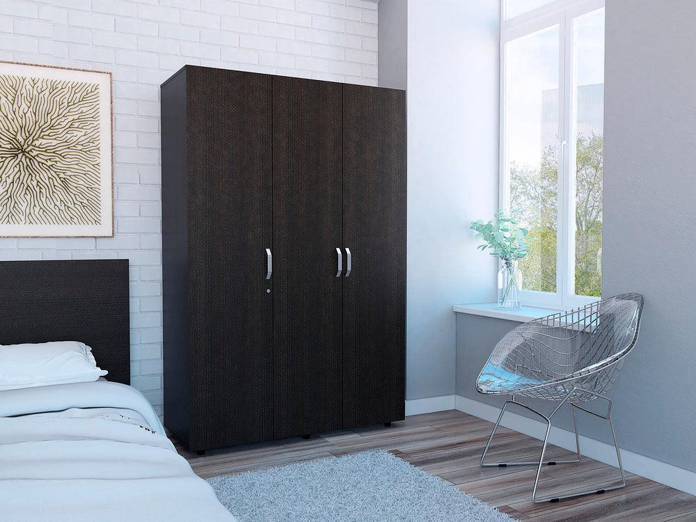 Closet Pudin Wengue