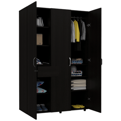 Closet Pudin Wengue