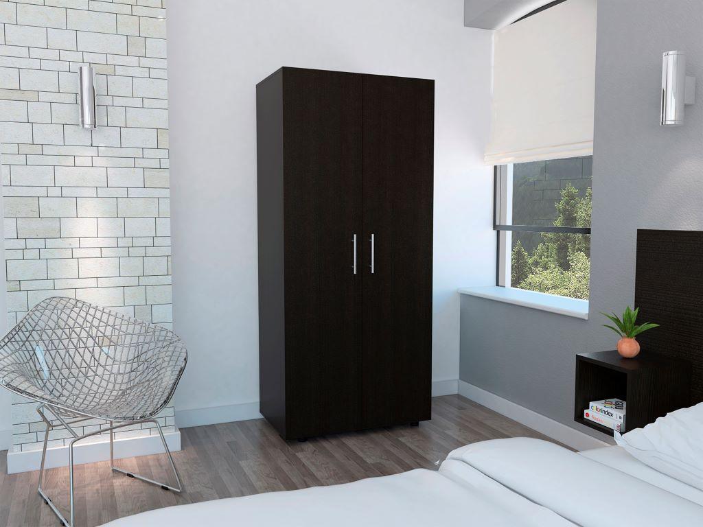 Closet Torma Wengue
