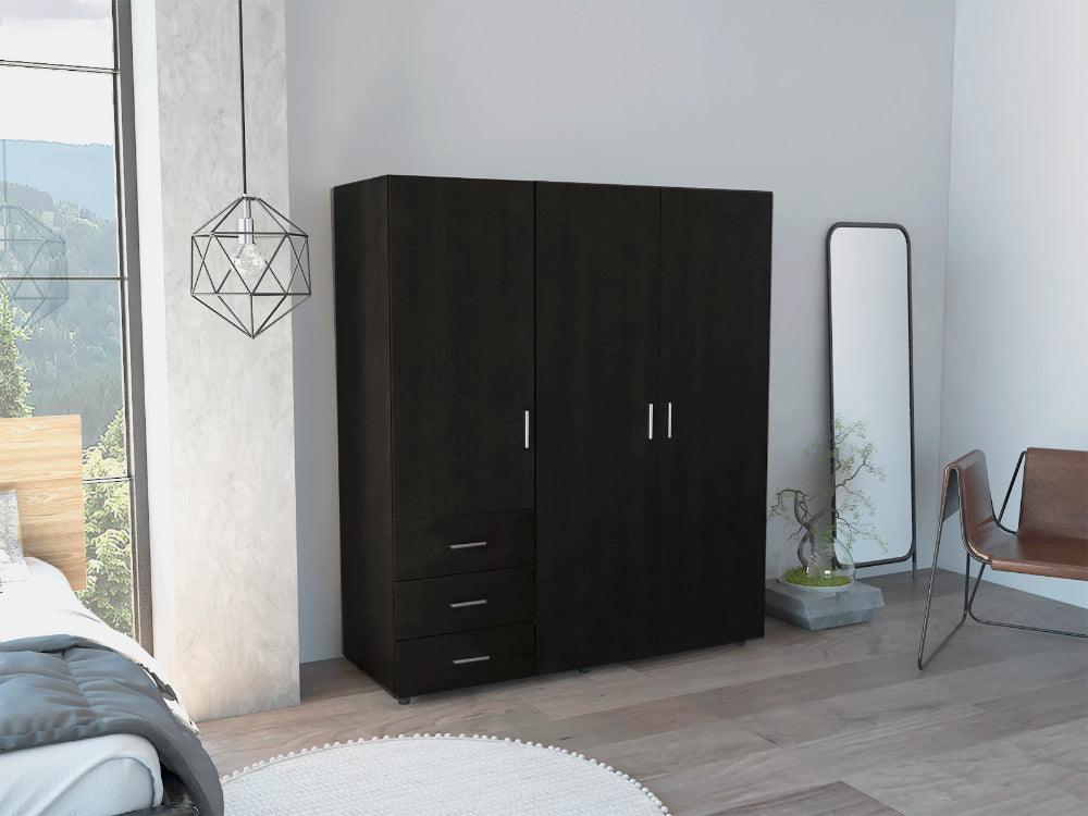 Closet  Virena Wengue