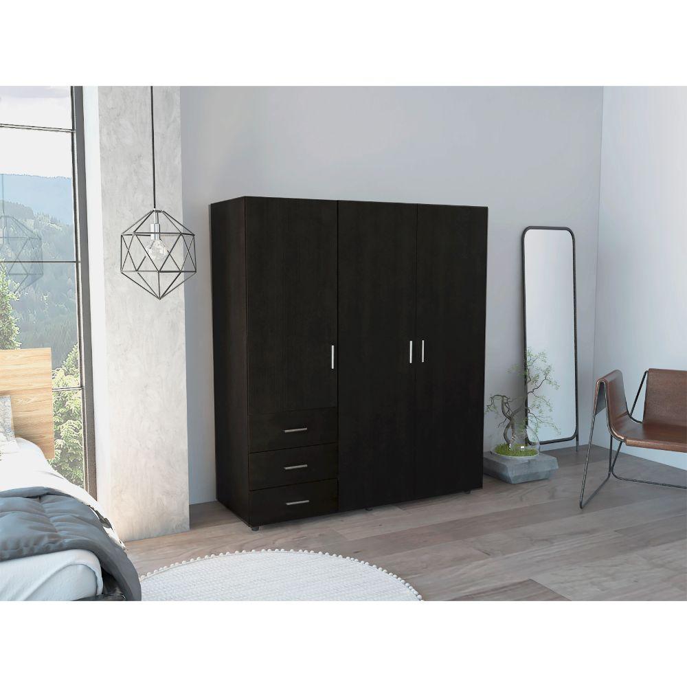 Closet  Virena Wengue