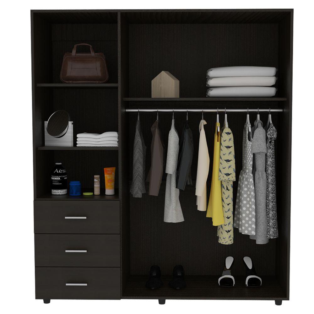 Closet  Virena Wengue