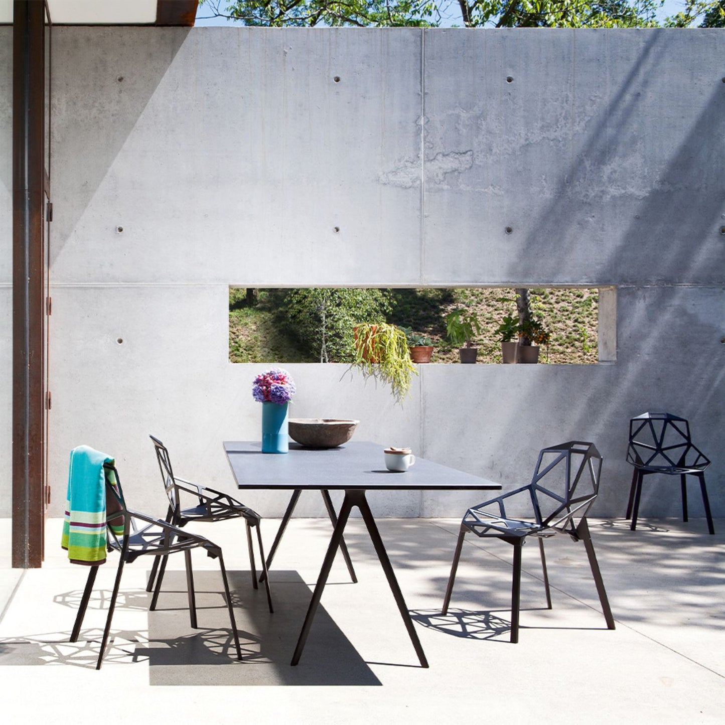 Silla Moderna Triangulo Negro