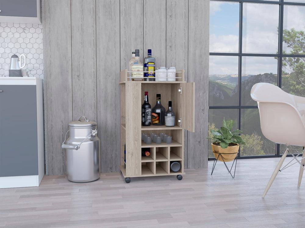 Bar Alevia, Humo, Con Amplios Espacios Para Ubicar Y Botellas