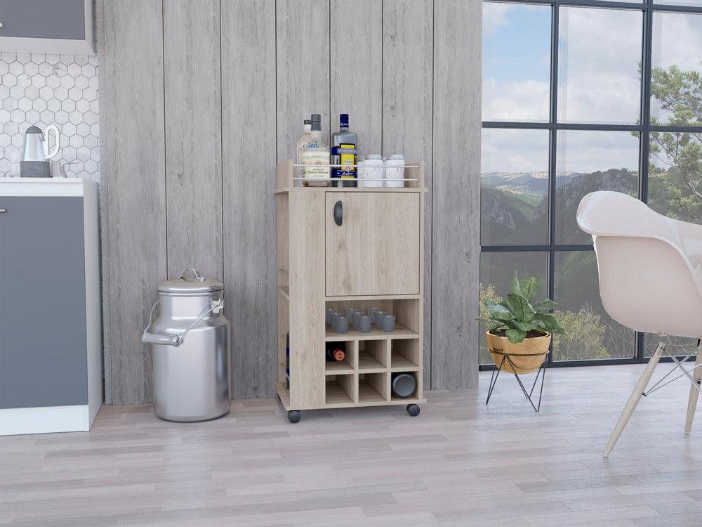 Bar Alevia, Humo, Con Amplios Espacios Para Ubicar Y Botellas