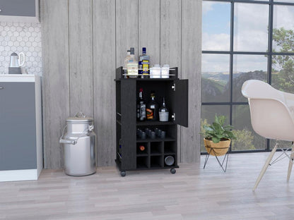 Bar Alevia, Wengue, Con Amplios Espacios Para Ubicar Botellas