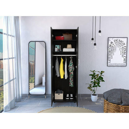 Closet Feroni Wengue