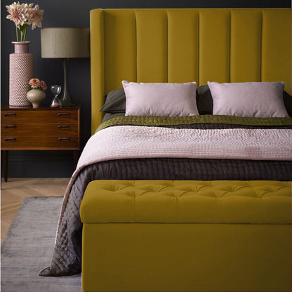 Base Cama con Espaldar + Colchon + Puff Baul Doble Julieta  mostaza